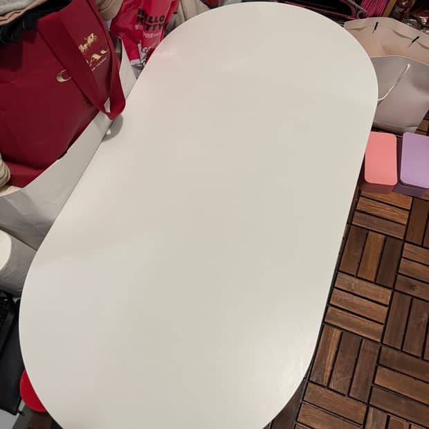 화이트 테이블 식탁 카페 인테리어