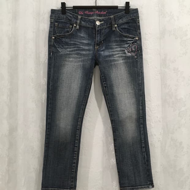 SKY BOMBER denim capri pants