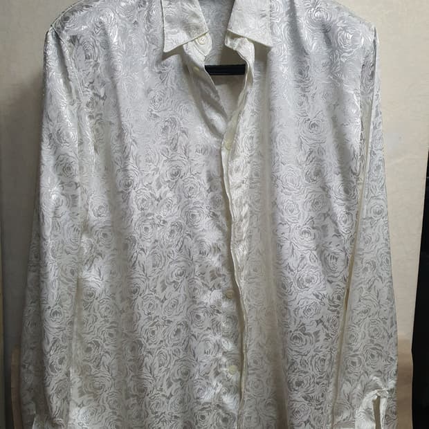 화이트 실크 셔츠 100