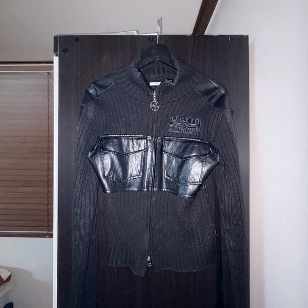 Lecyto 레씨토 하이넥 니트 집업