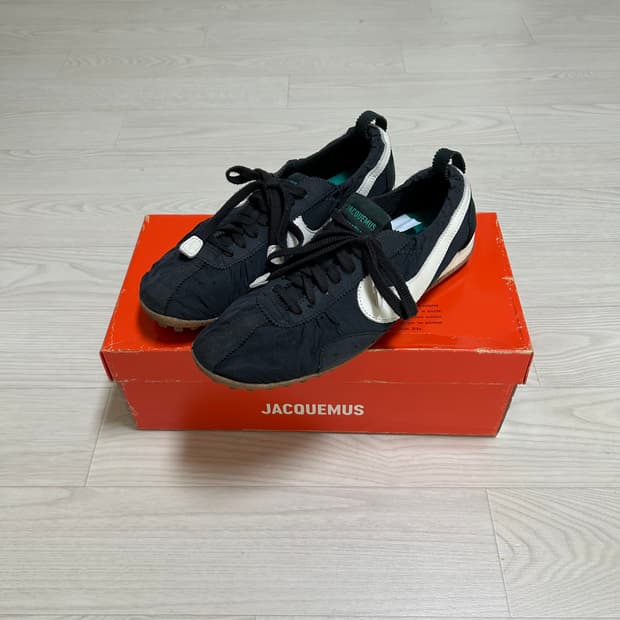 [280] 나이키 자크뮈스 문슈 SP 오프 누아르 캐시미어