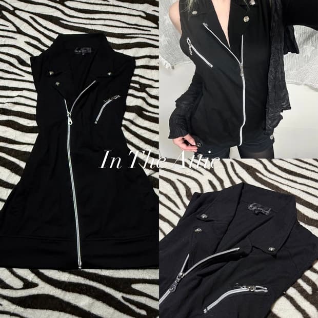 In The Attic diagonal zipper sleeveless 