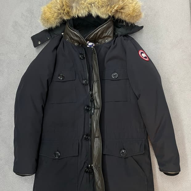 M/ 캐나다구스 BANFF 레더 한정 패딩 점퍼