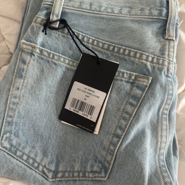 Re/done 리던 90s high rise loose jean팝니다