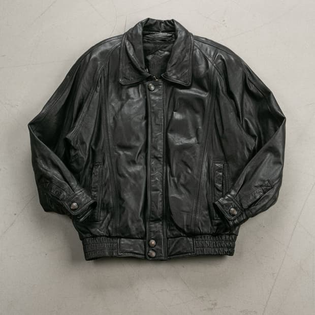 리얼 레더 봄버 자켓