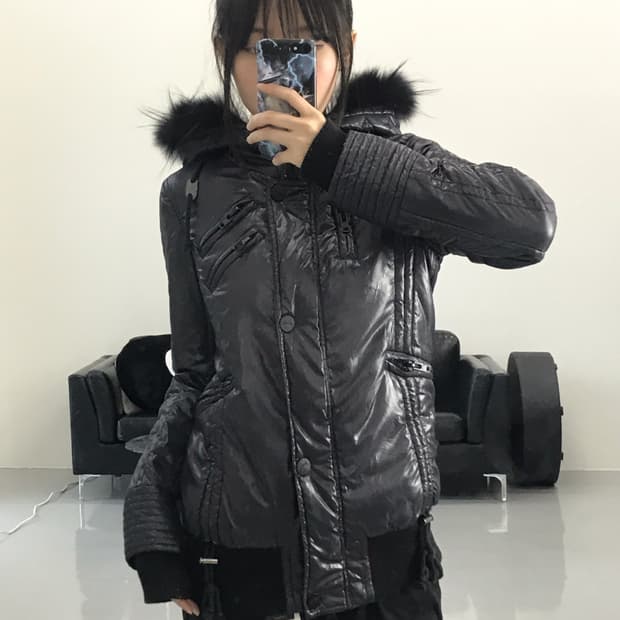HEAVEN and Earth Black Puffer Jackets