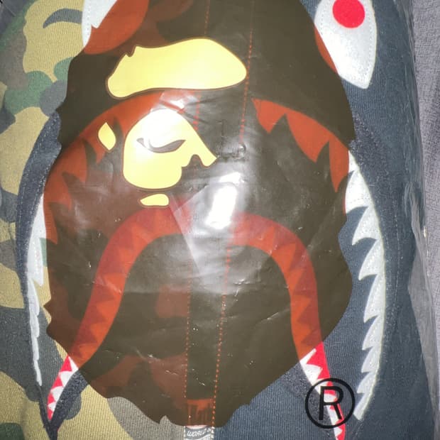 베이프 반카모 풀집업 후드티