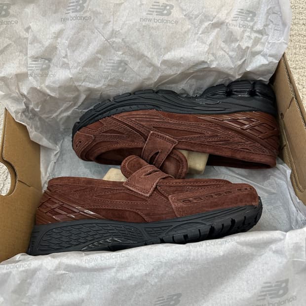 뉴발란스 U1906 로퍼 리치 오크 235 새상품