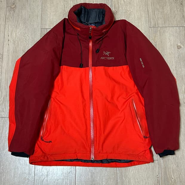 아크테릭스 피션 AR (Arc'teryx Fission AR)