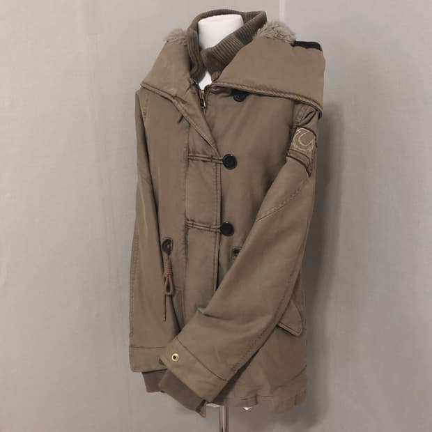 트루릴리젼 야상 점퍼 S