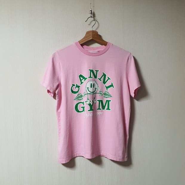 가니 GANNI 스마일 티셔츠 XS사이즈 정품   