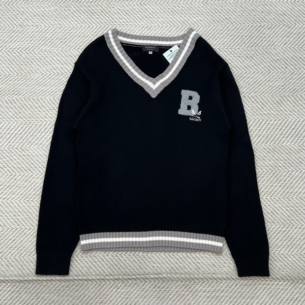 베드보이 브이넥니트 r2243