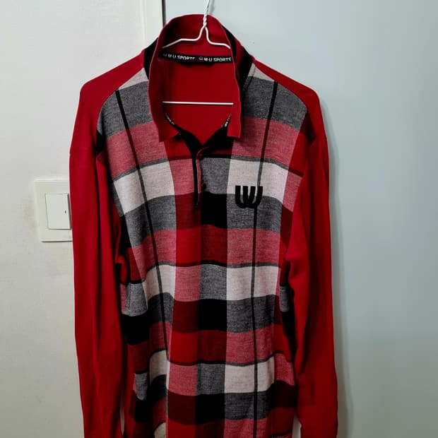 엠유스포츠 정품 티셔츠 