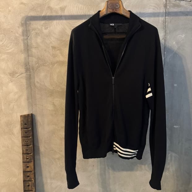 Y-3 트랙탑 자켓 100