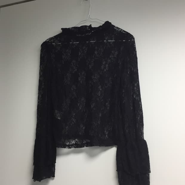 vintage lace top