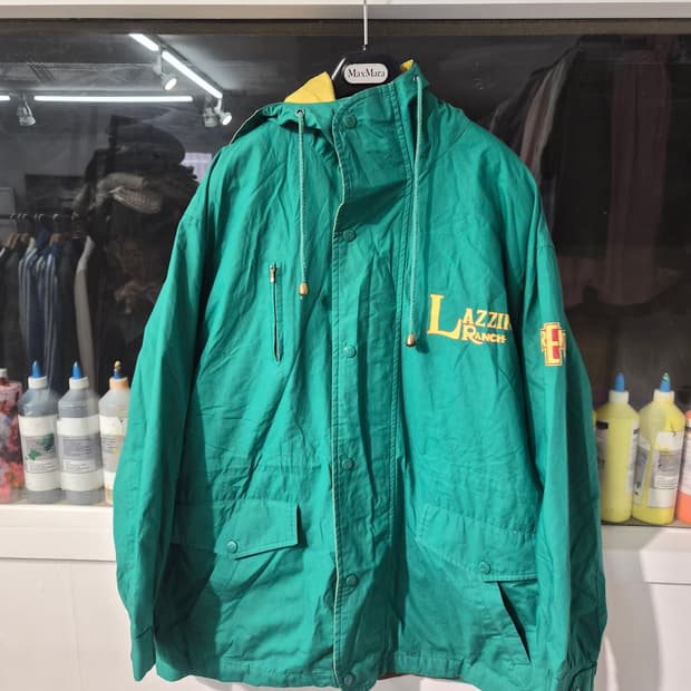 95) LAZZINY SORENTO 올드스쿨 점퍼 팝니다