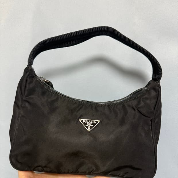 프라다 리나일론 호보백
