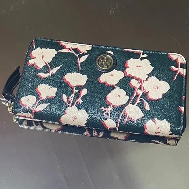[정품] TORY BURCH 토리버치 트리 자작나무 프린팅 소가죽 장지갑