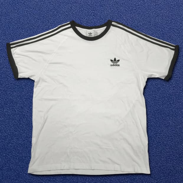 아디다스 화이트 삼선 링거티 5XL