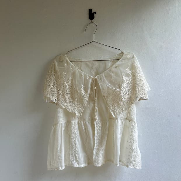 케이프 블라우스 