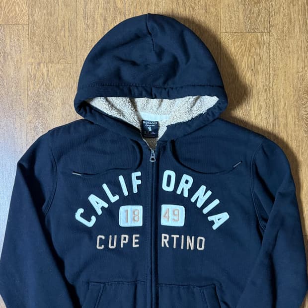 (급처!)후아유 양털 후드집업 블랙 L