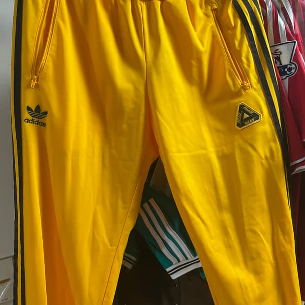 팔라스 아디다스 파이어버드 팬츠 옐로