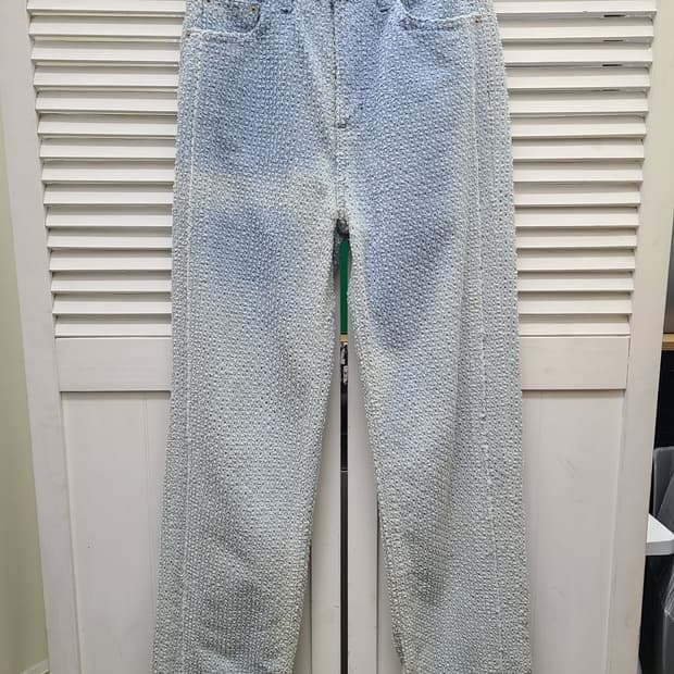 마뗑킴 펀칭 루즈핏 팬츠