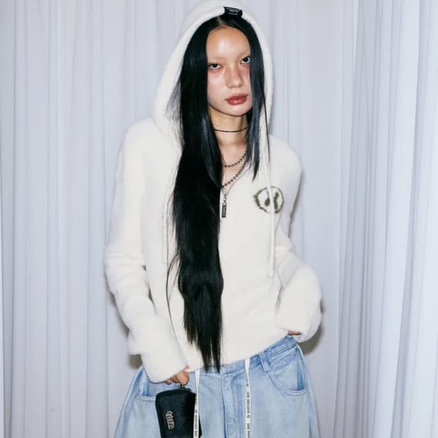 미스테리어스호텔 퍼 니트 후드집업 아이보리