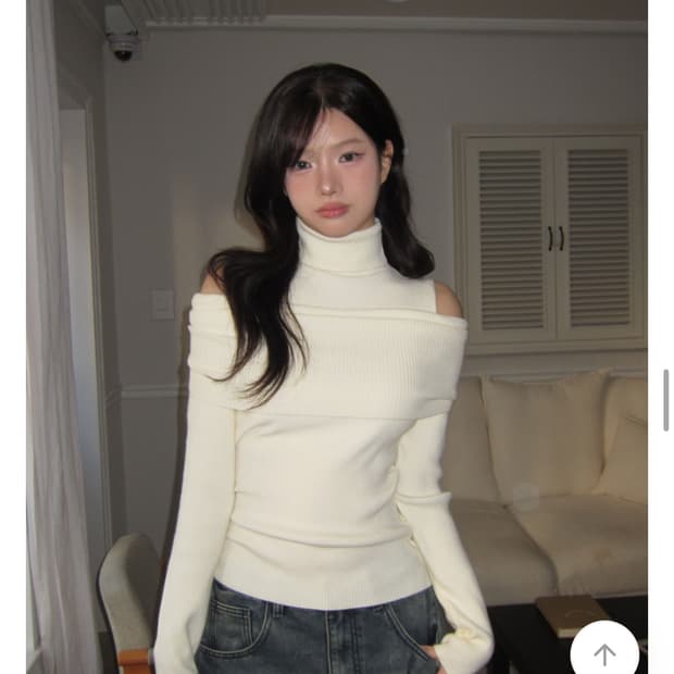 모디무드 오프숄더 골지니트 오트밀컬러