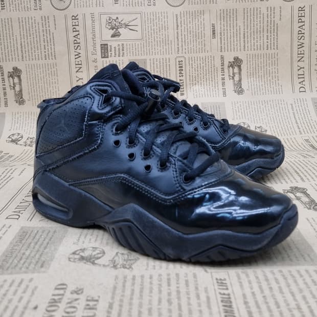 나이키 조던B로얄 여성미드230