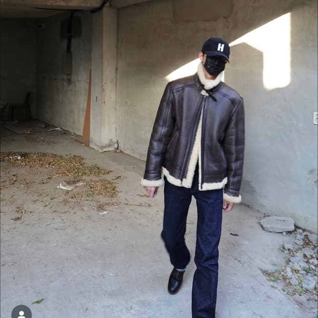 느와르라르메스 무톤자켓(디자이어 12-13) 50사이즈 주우재 착용