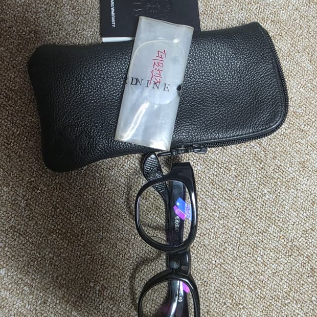 크롬하츠 컨볼루티드 블랙 실버