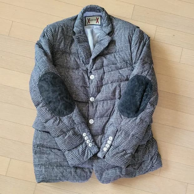 몽클레어 감마블루 패딩 블레이저 체크 4 (105) 톰브라운