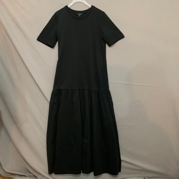 S COS 코스 플레어 라운드 반팔 롱 원피스