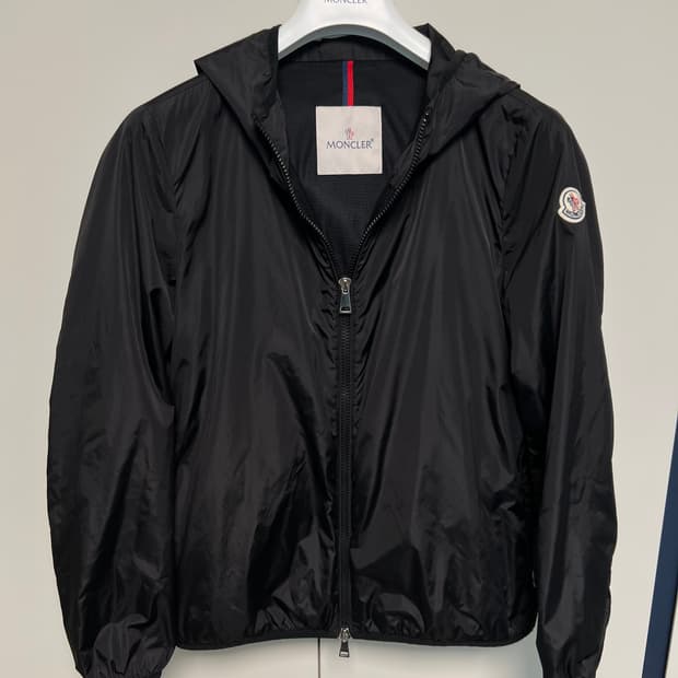[2] 몽클레어 여성 바람막이 자켓
