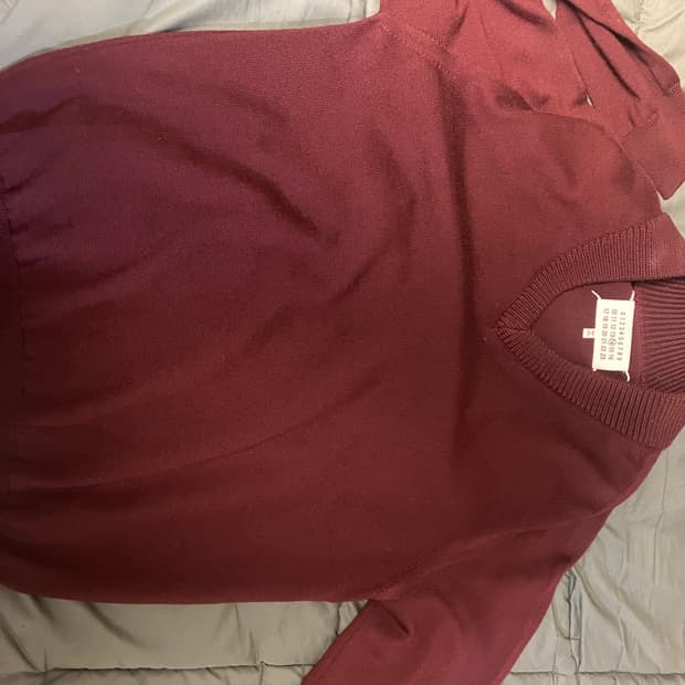 메종 마틴 마르지엘라 브이넥