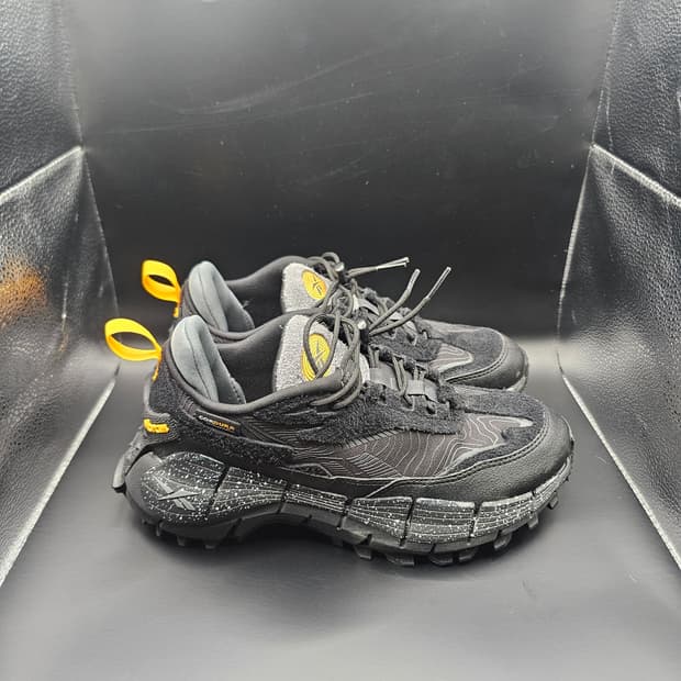 리복 키네타카 엣지 245