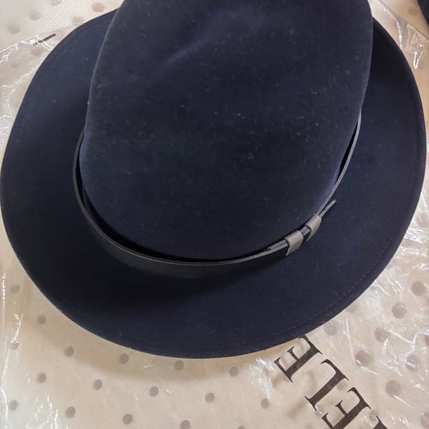 헬렌 카민스키 xy 울 캐시미어 페트 모자