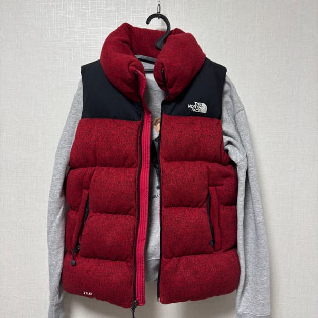 노스페이스 700 패딩 조끼 레드 85(M)