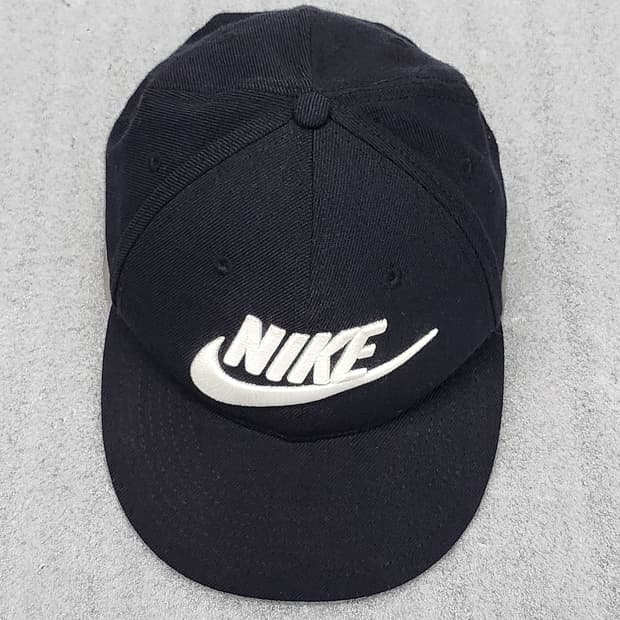 나이키 트루 검정색 스냅백 프리사이즈