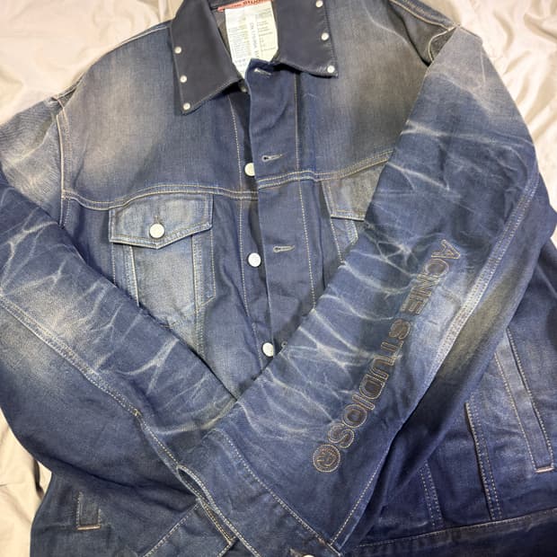 아크네 스튜디오 레더카라 데님 자켓