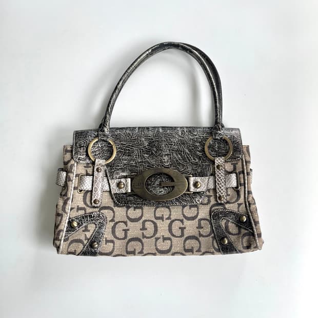 Guess 00s metalic square bag