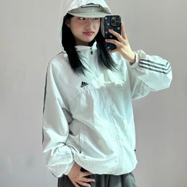 아디다스 올드스쿨 화이트 바람막이 윈드브레이커