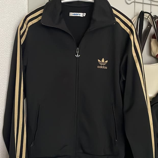 아디다스 파이어버드 트랙탑 져지 골드