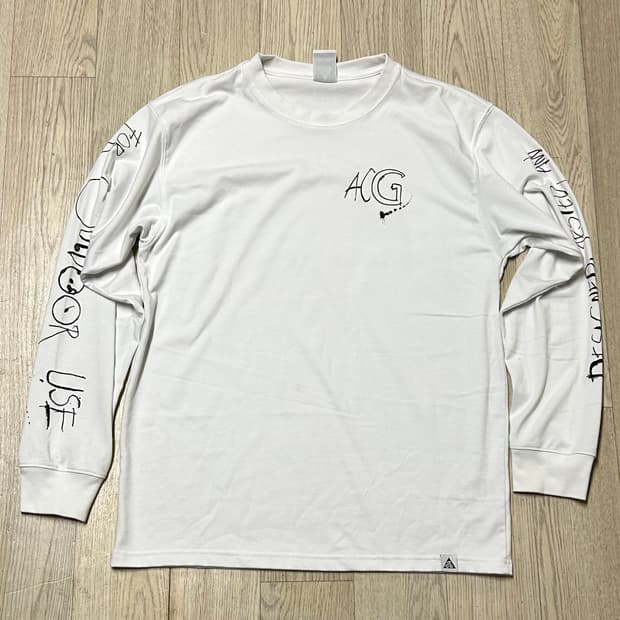 나이키 ACG 해외판 긴팔 티셔츠 M 95