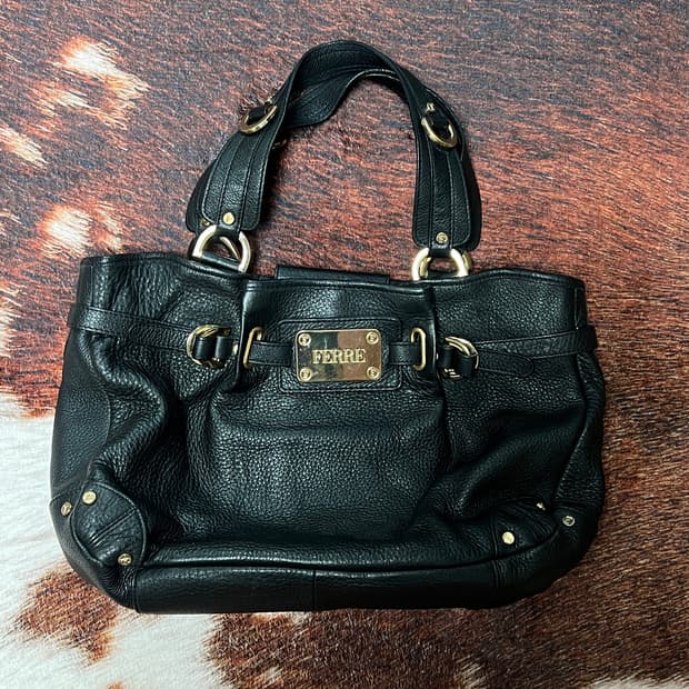 GIANFRANCO FERRE 지안프랑코 페레 블랙골드 레더 토트백