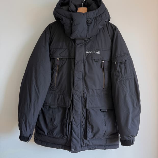 몽벨(Mont-bell) 다운 패딩(구스다운)