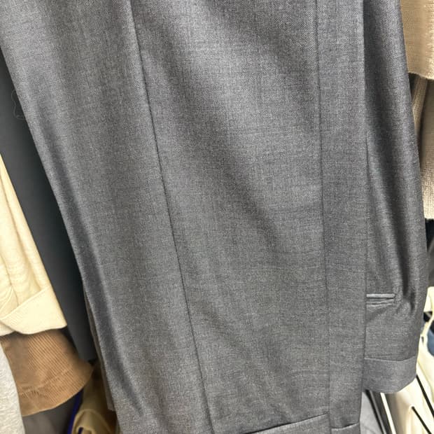 톰포드 쉘튼 바지 46사이즈