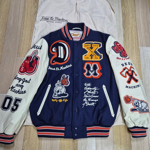 데우스 바시티 자켓 S