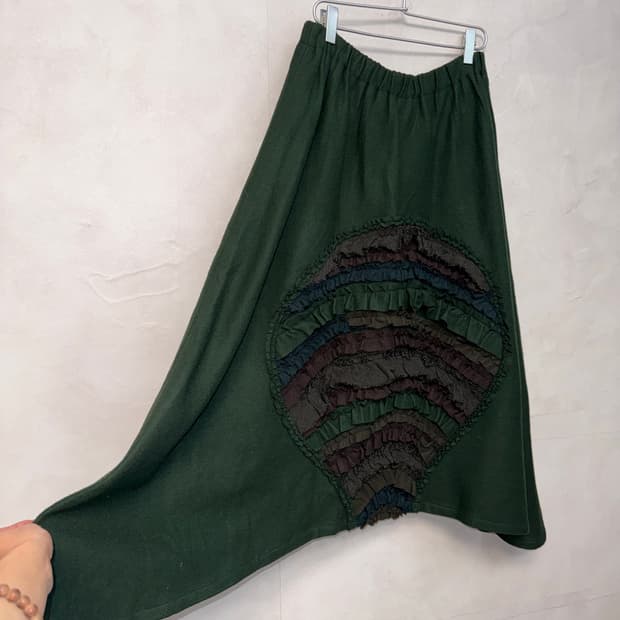 Deep green ethnic shirring wool skirt